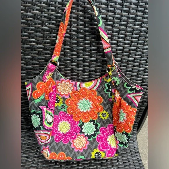 Vera Bradley shoulder bag - Picture 2 of 7